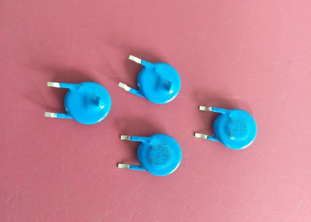 Through Hole Radial Leaded SMD Varistor 10D471K 470V 10 With SMT Terminals