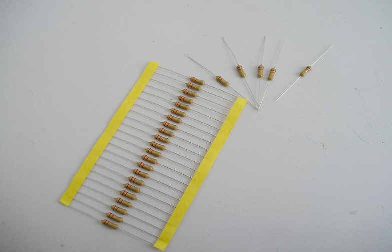 Yellow 10 ohm 1W 5 Carbon Film Resistor For PCB , Carbon Film Fixed