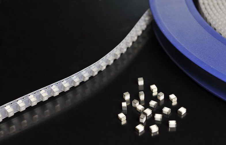 0603 Multilayer Varistor / SMD Varistor 1608 With ESD Protection