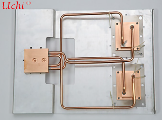 Grooveless Planar Liquid Cooling Plate Featuring Smooth Flat Substrate and Thermal Adhesive Compatibility for Heat Management